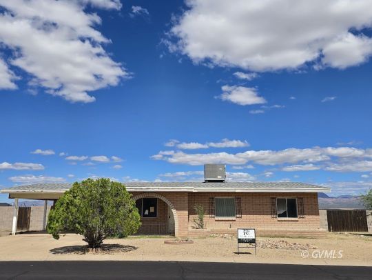 feature listing property photo
