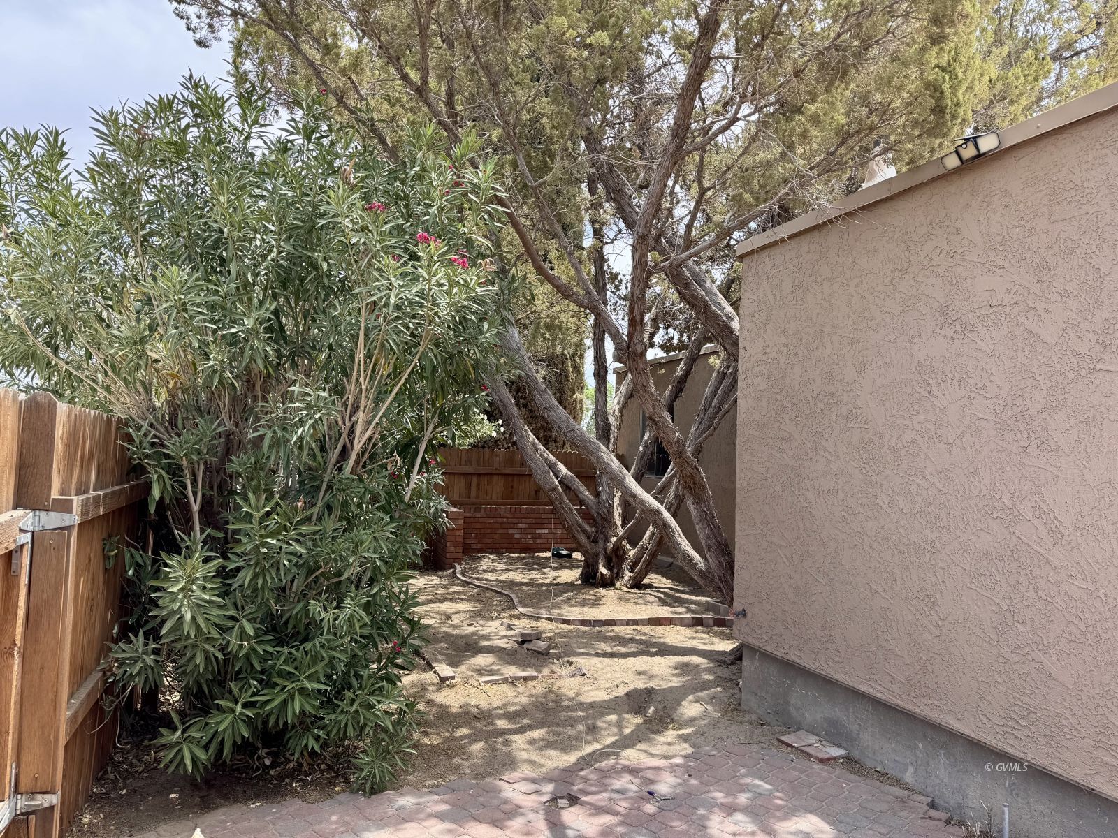 Property Photo 38