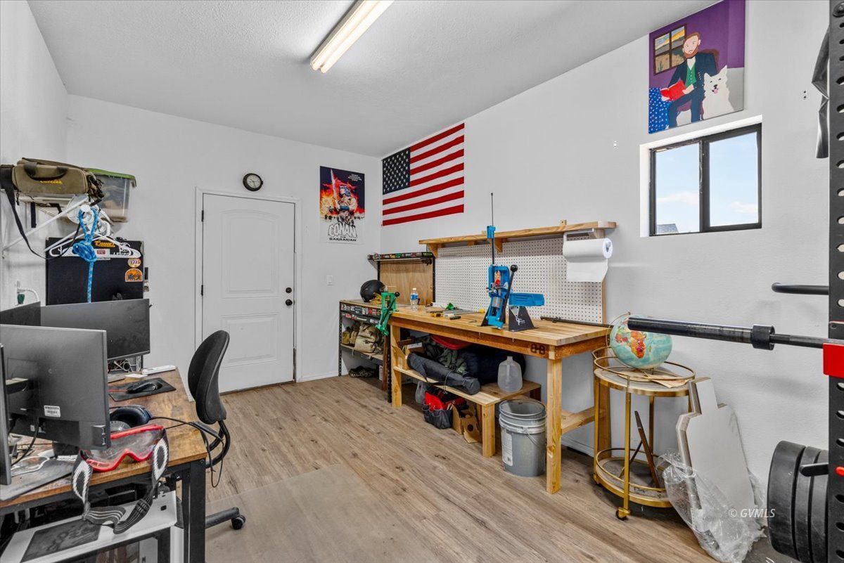 Property Photo 38