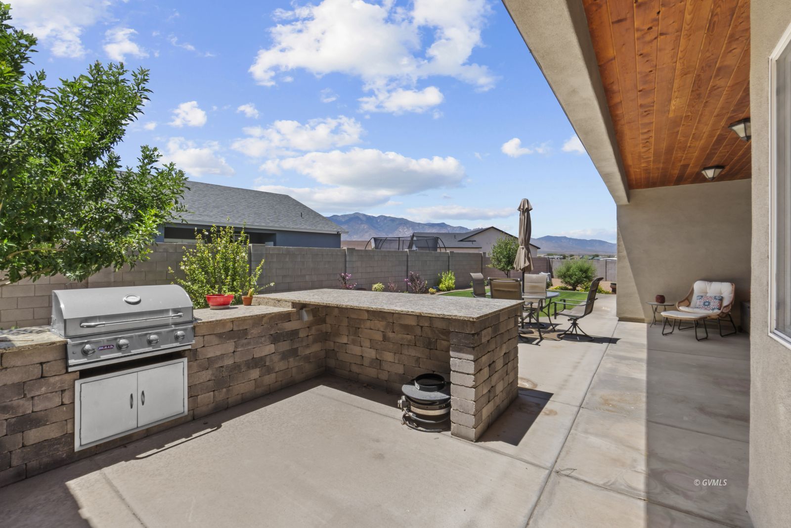 Property Photo 23