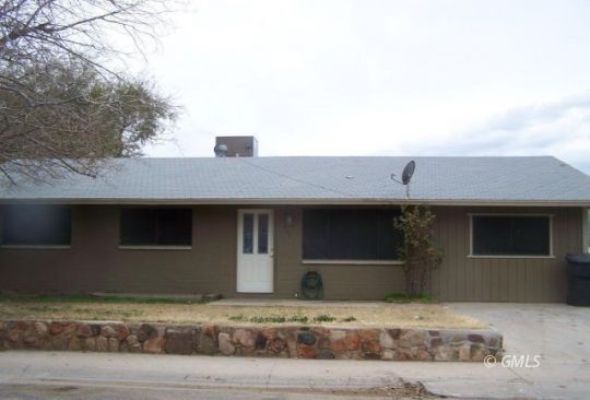 feature listing property photo