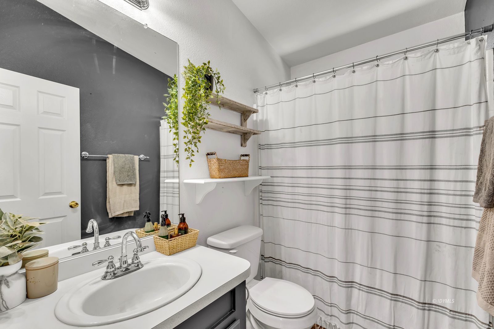 Property Photo 44