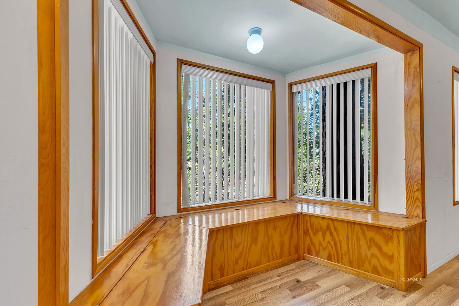 Property Photo 33