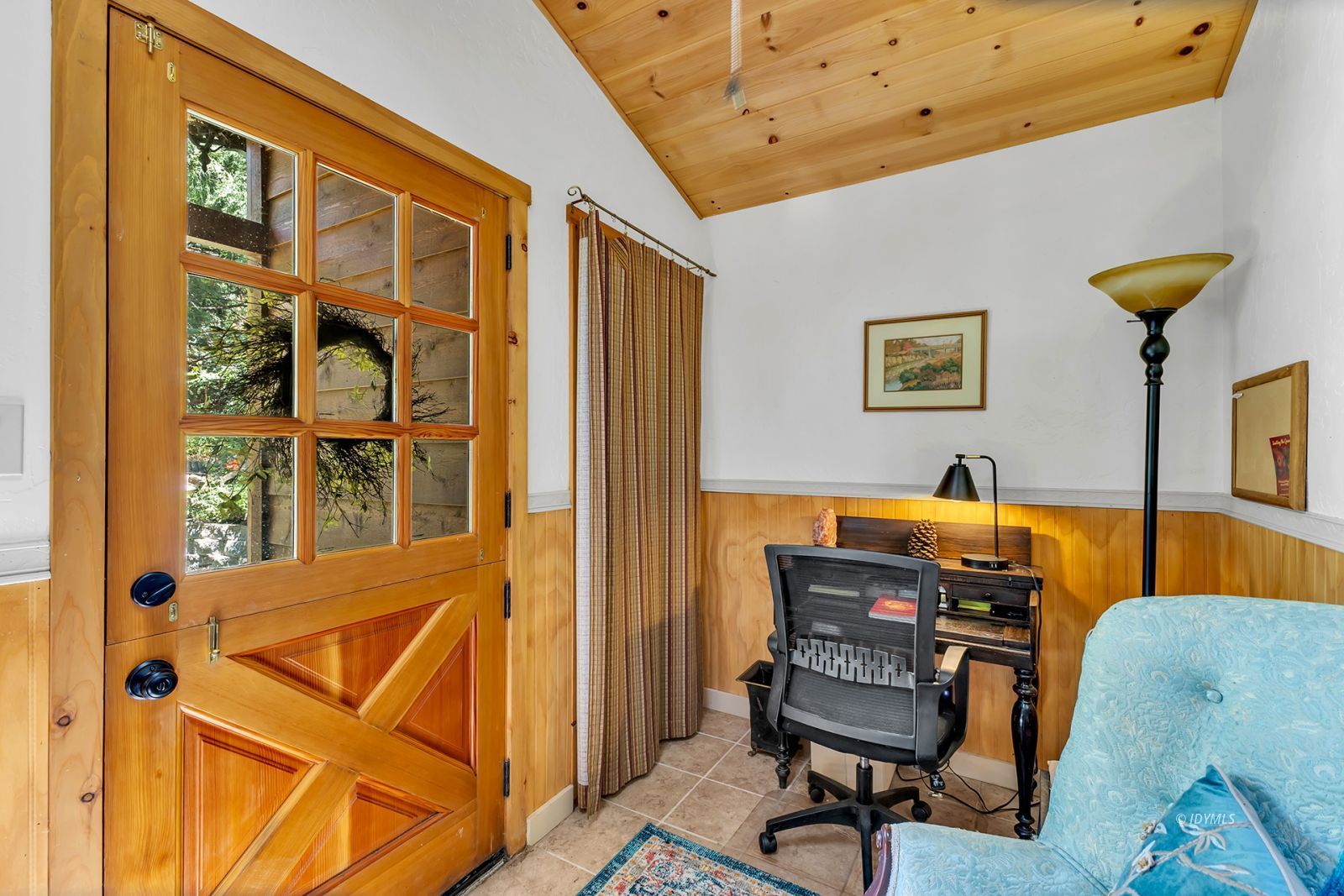 Property Photo 34