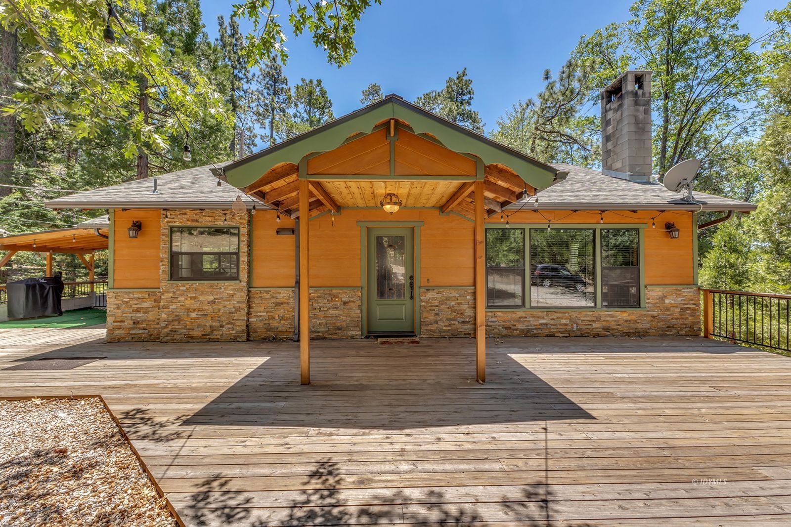 Property Photo 3