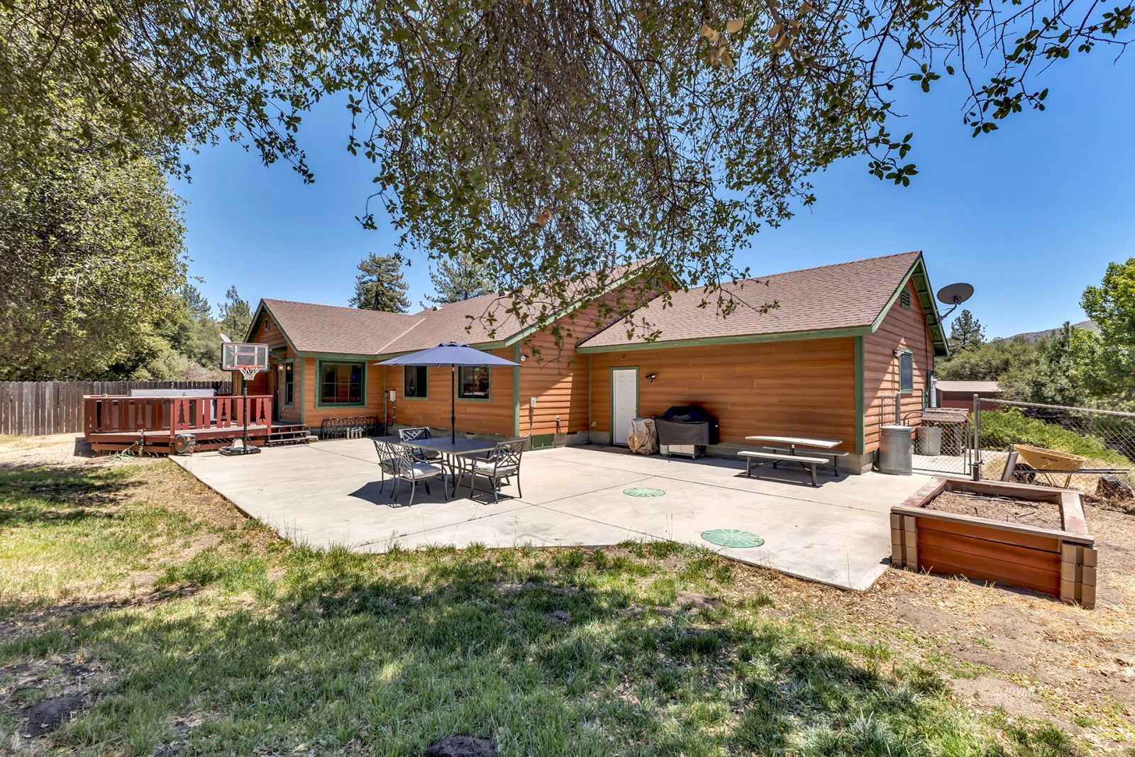 Property Photo 51