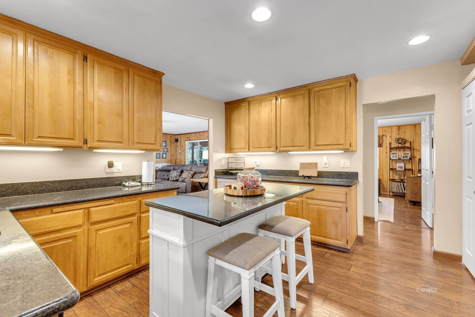 Property Photo 30