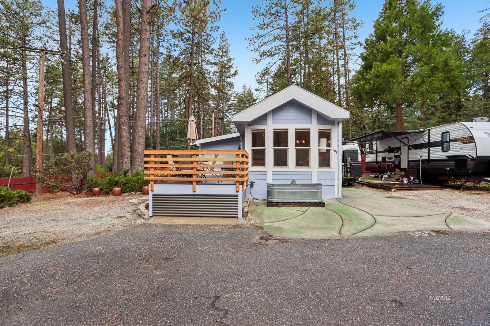 Property Photo 28