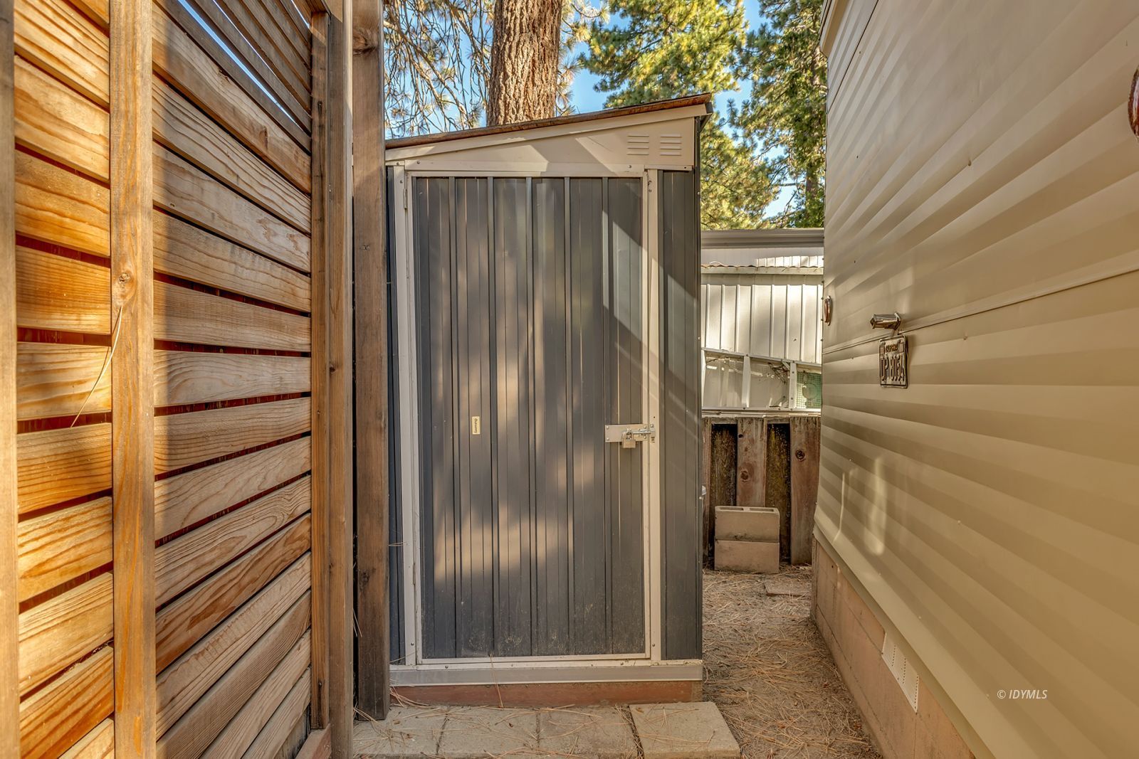 Property Photo 28