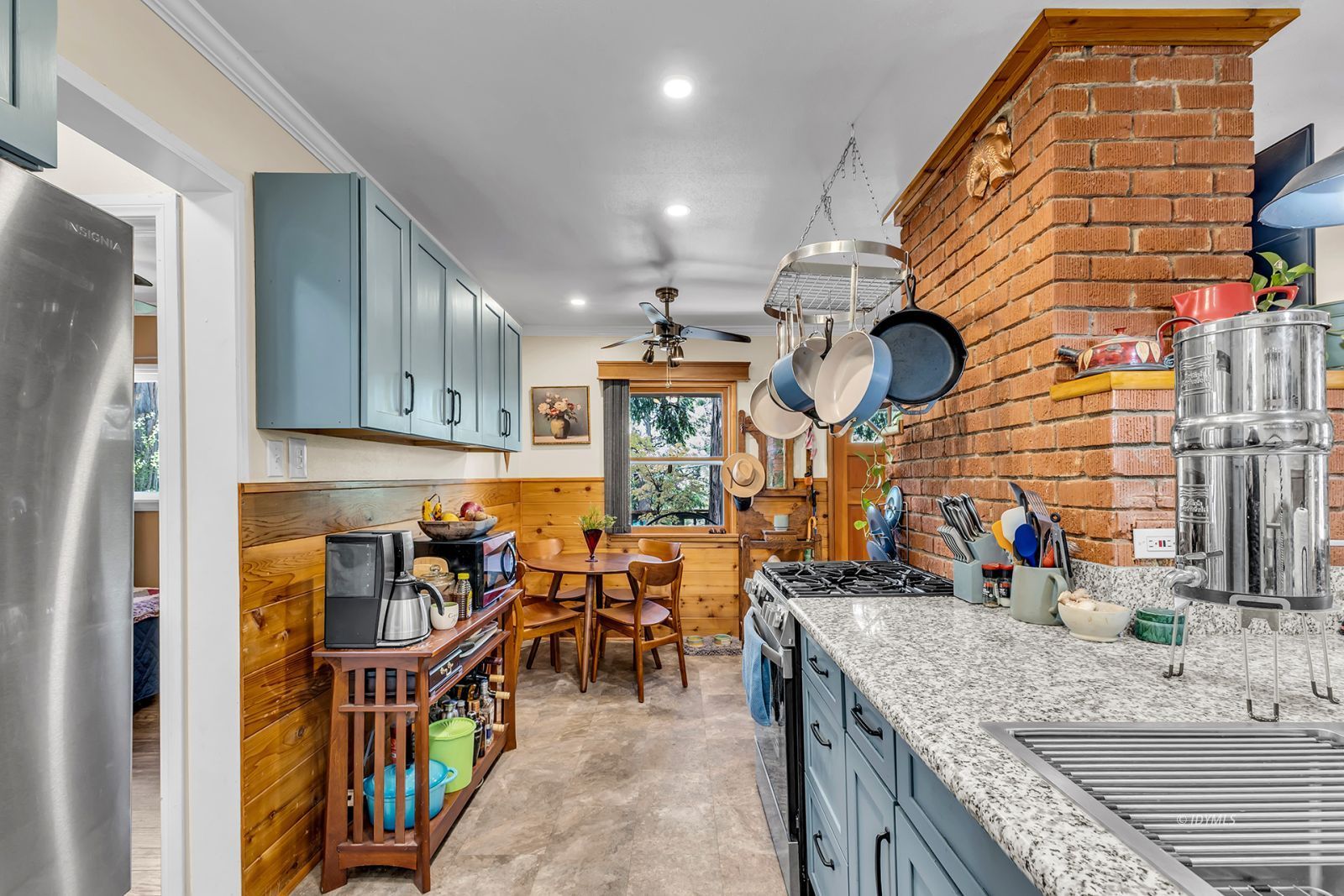 Property Photo 29