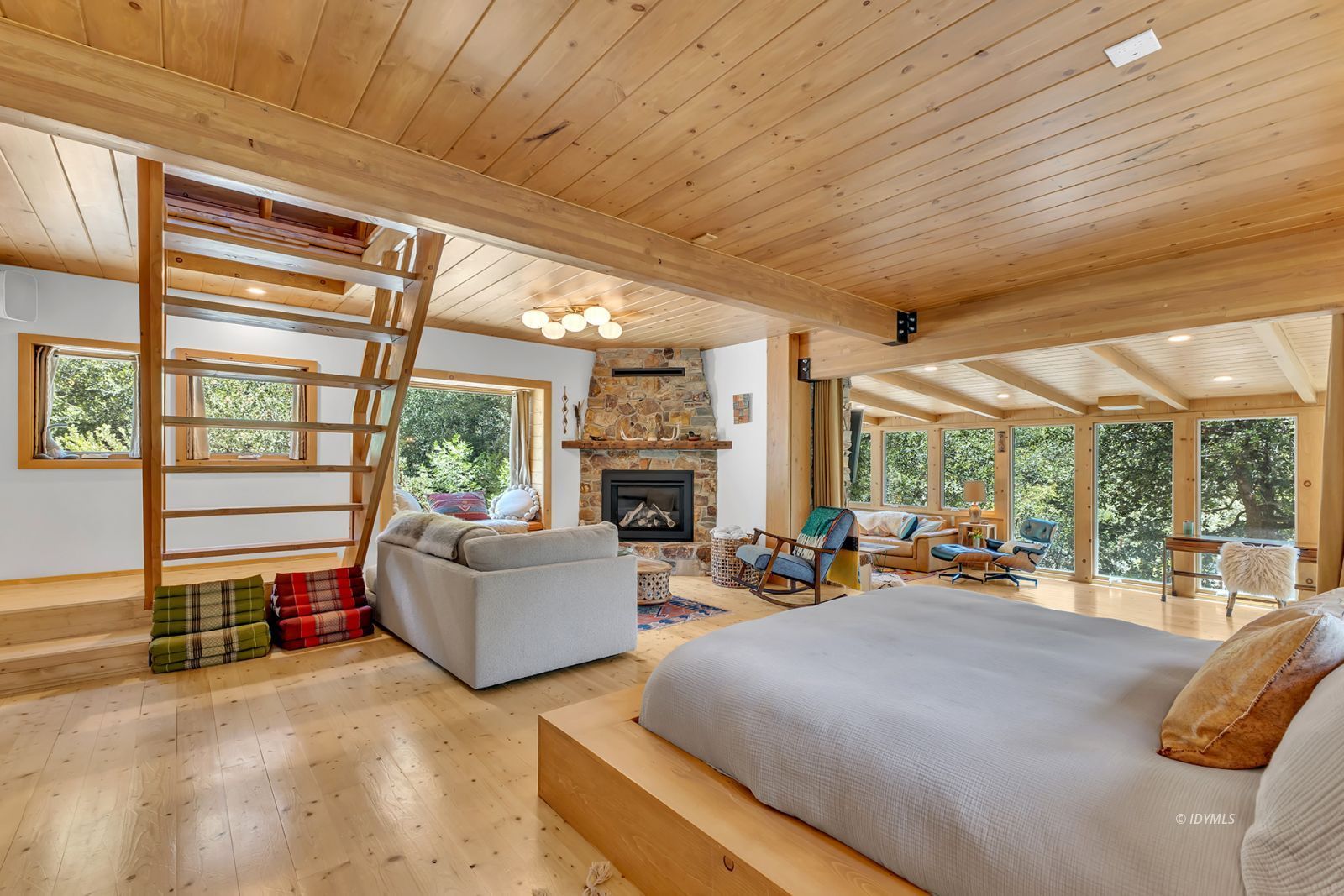 Property Photo 52