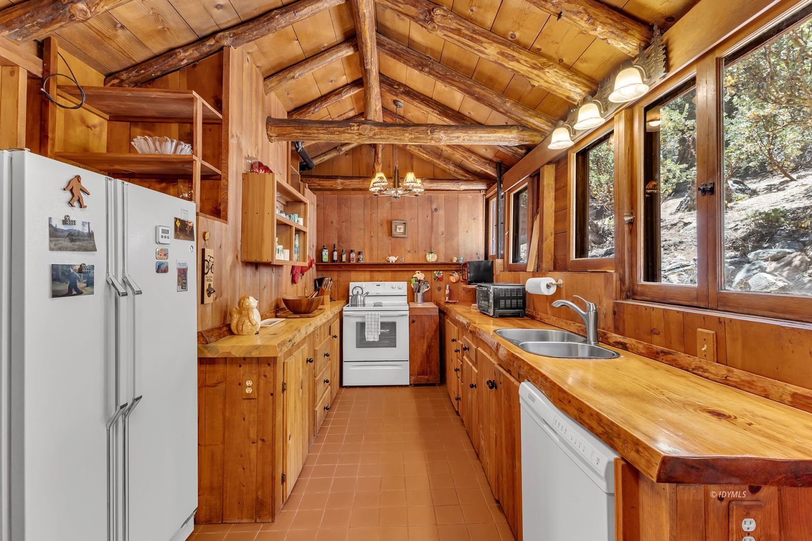 Property Photo 40