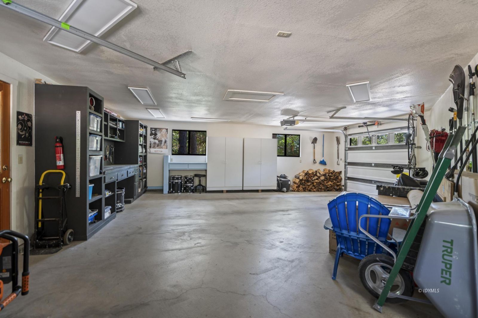 Property Photo 35