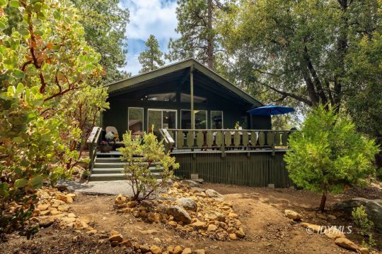 feature listing property photo