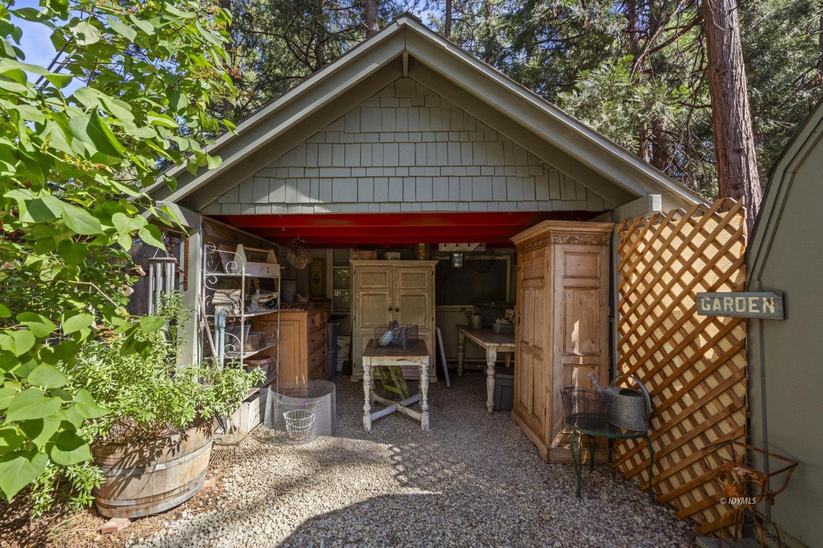 Property Photo 31