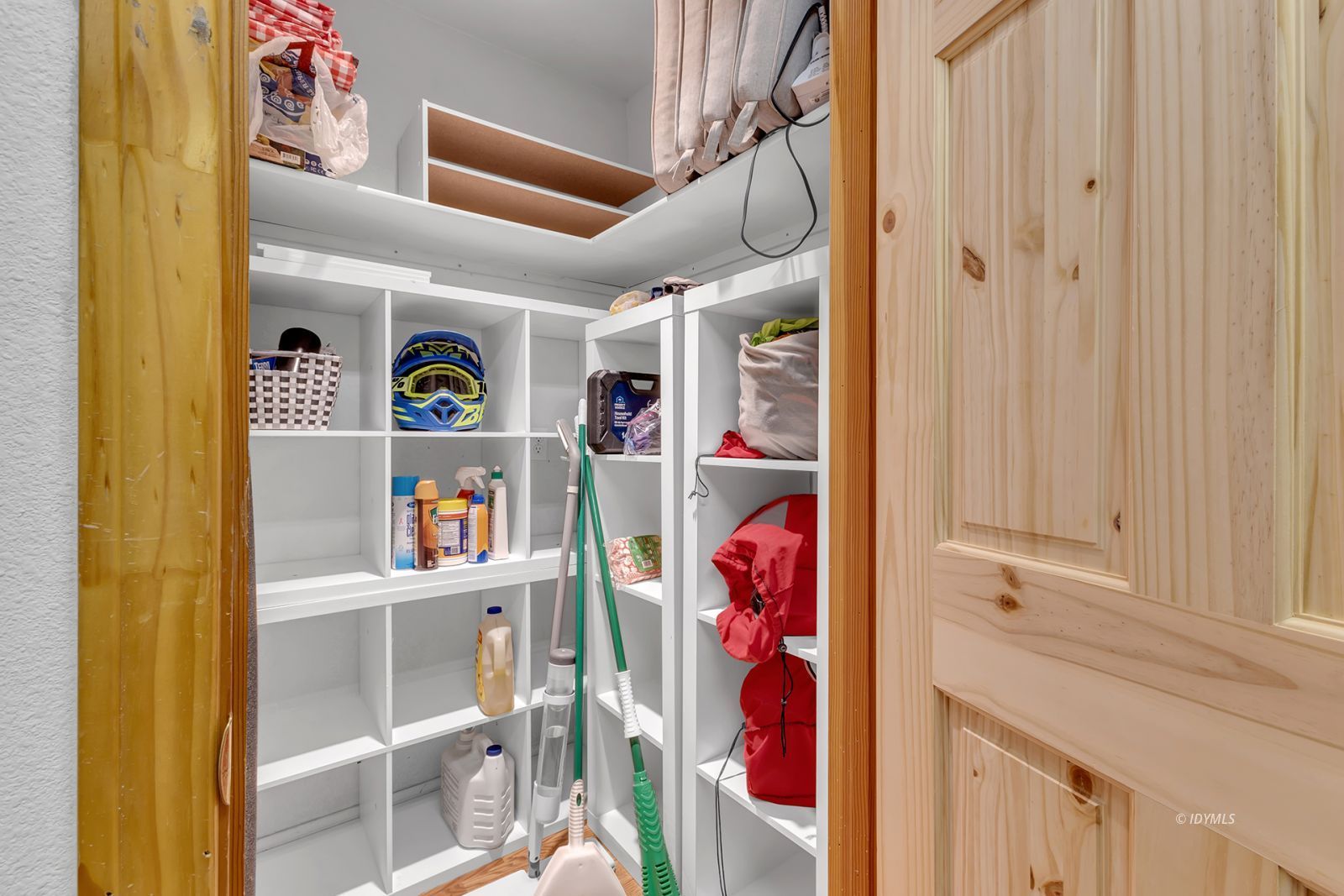 Property Photo 32