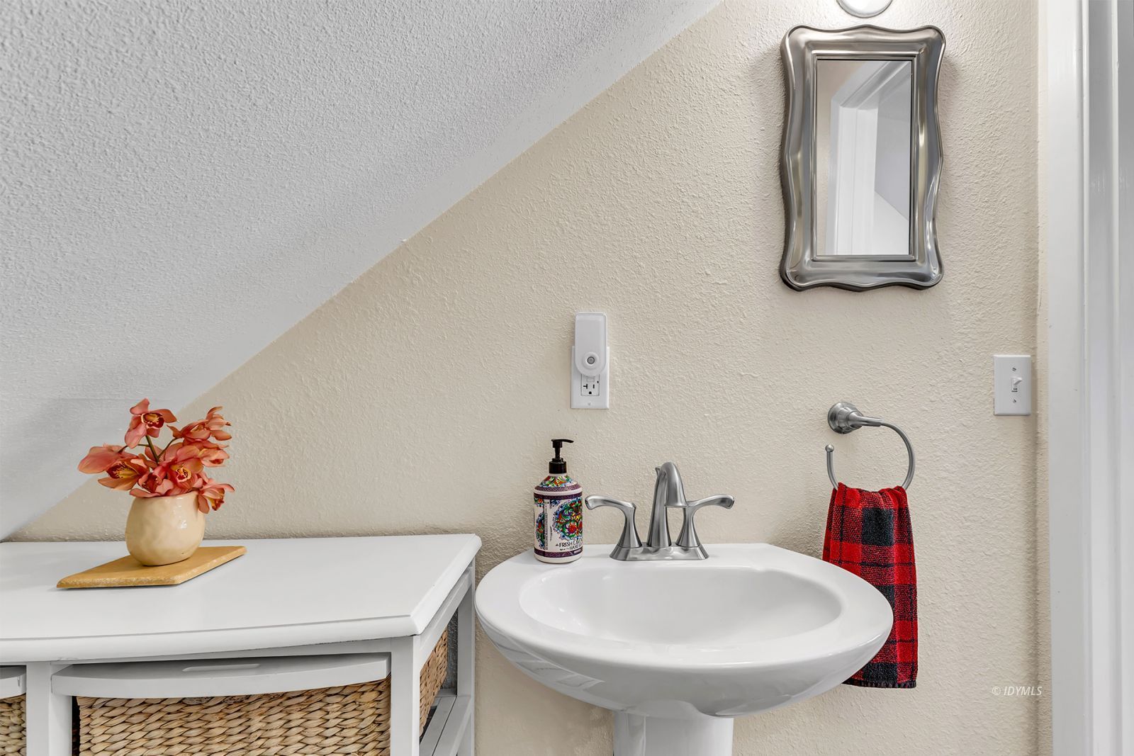 Property Photo 93