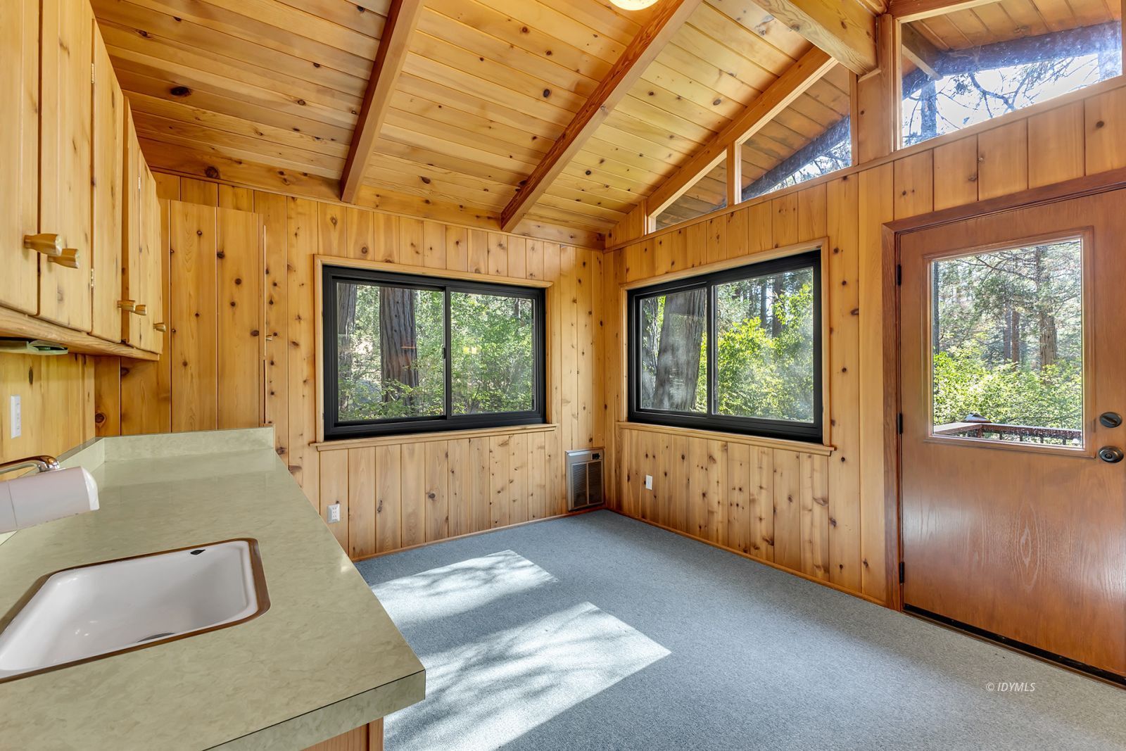 Property Photo 38