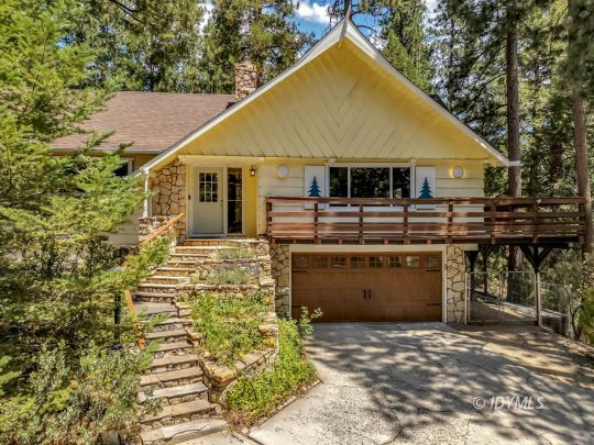 feature listing property photo
