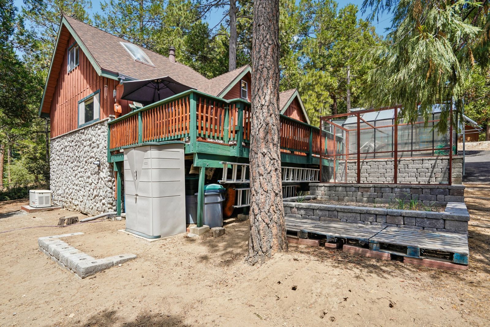 Property Photo 32