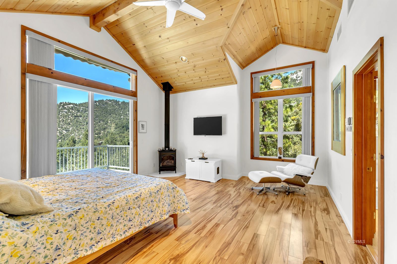 Property Photo 38