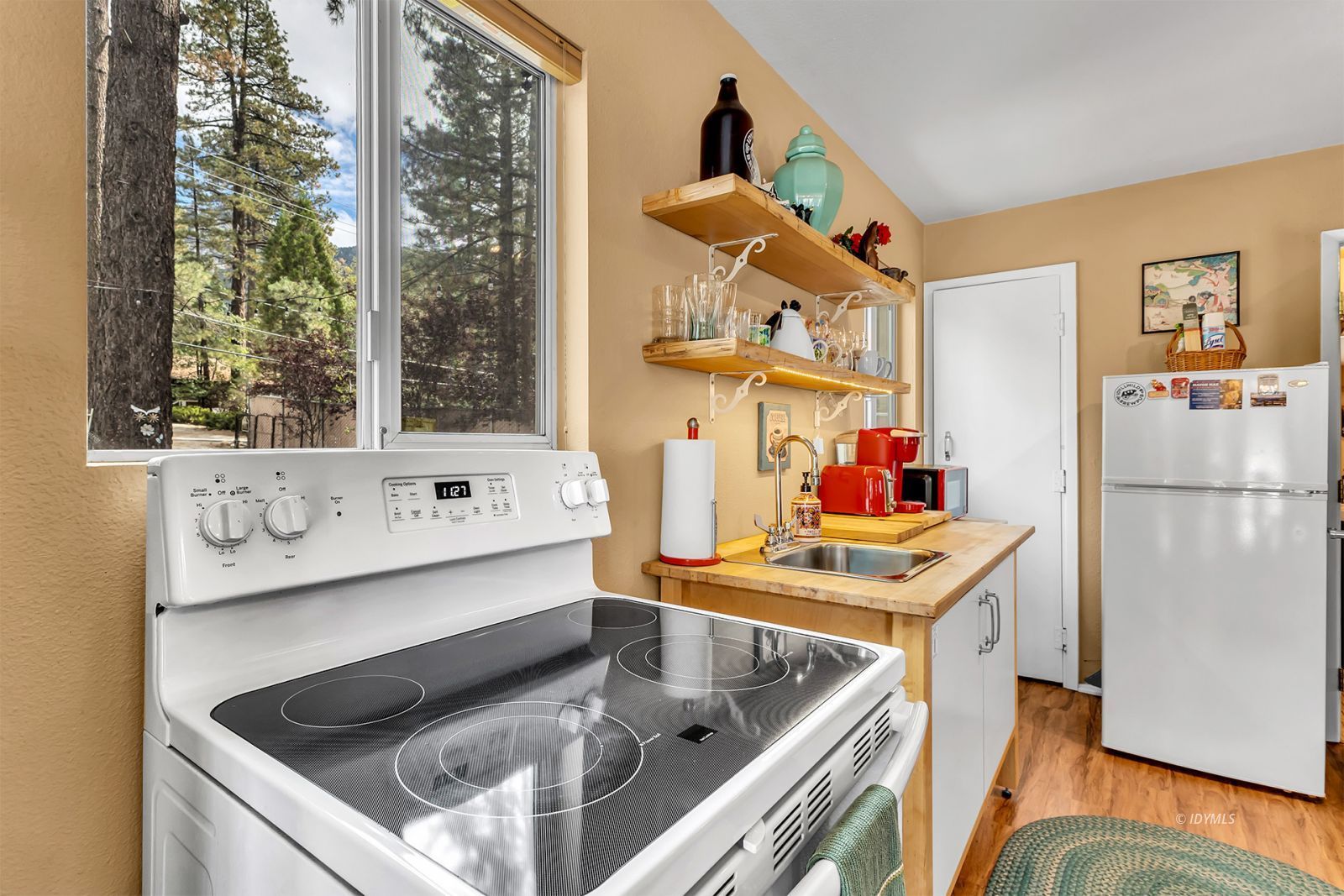 Property Photo 76