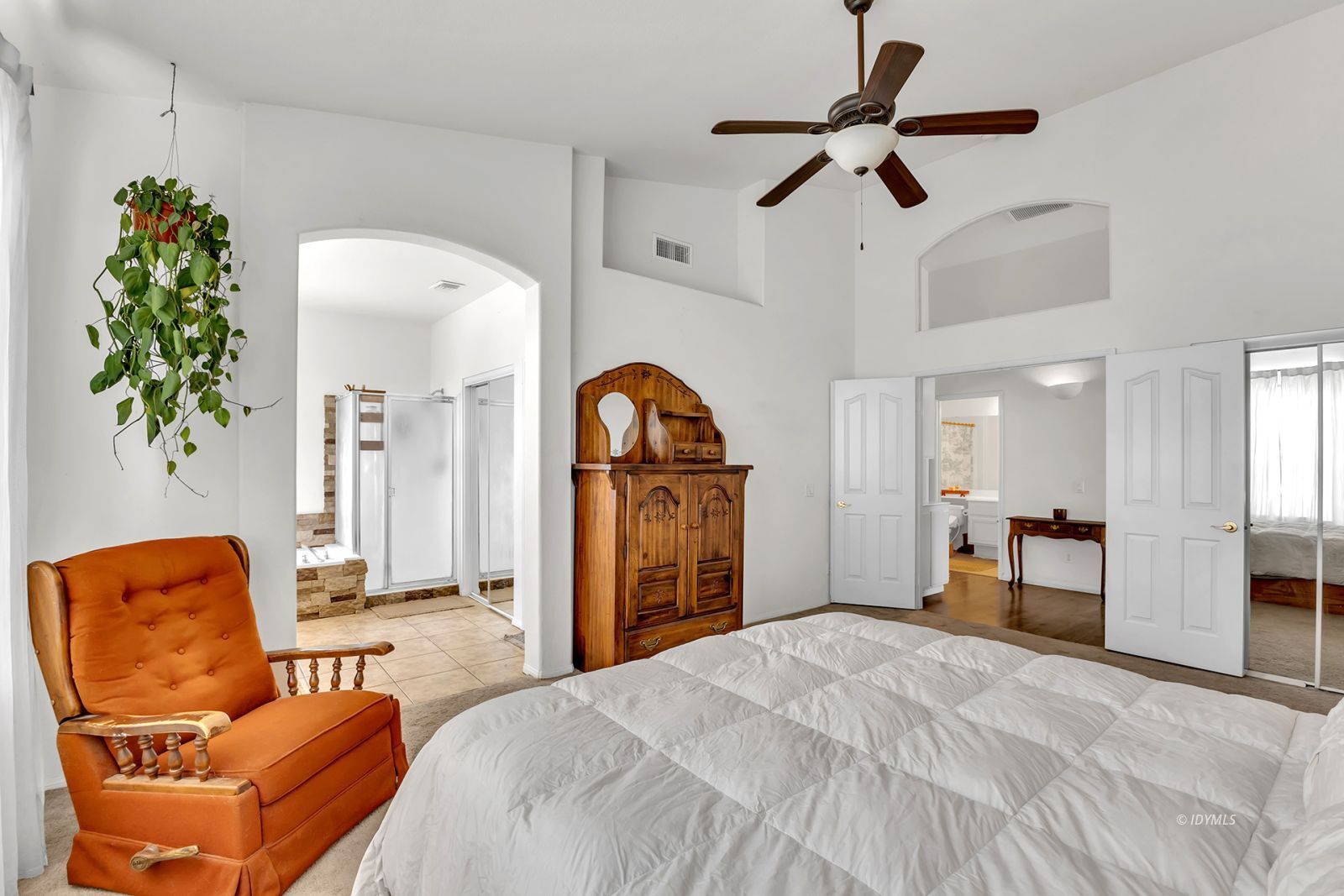 Property Photo 38