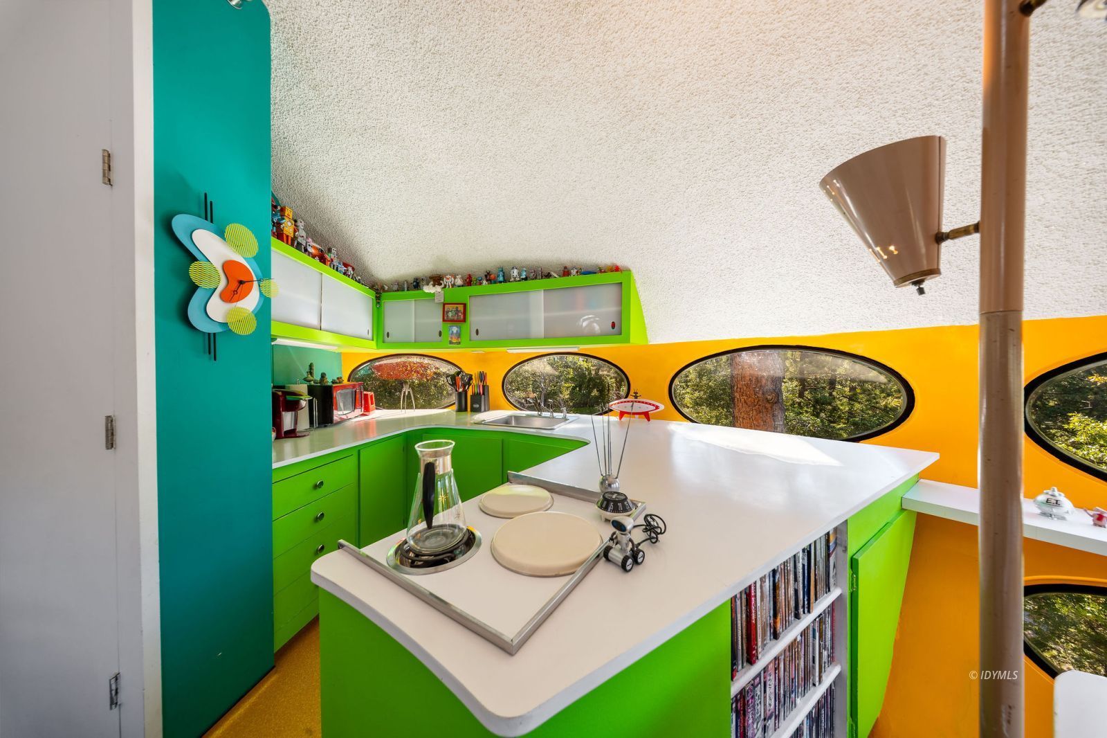 Property Photo 28