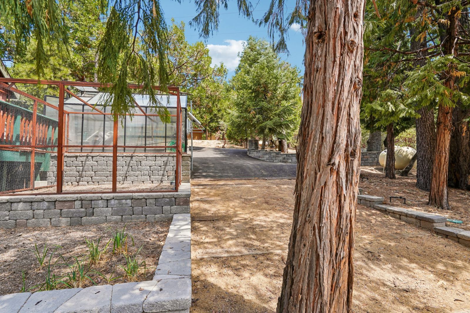 Property Photo 34