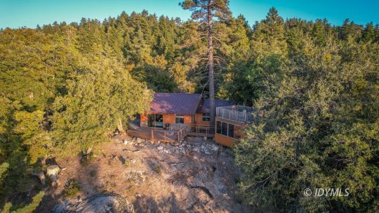 feature listing property photo