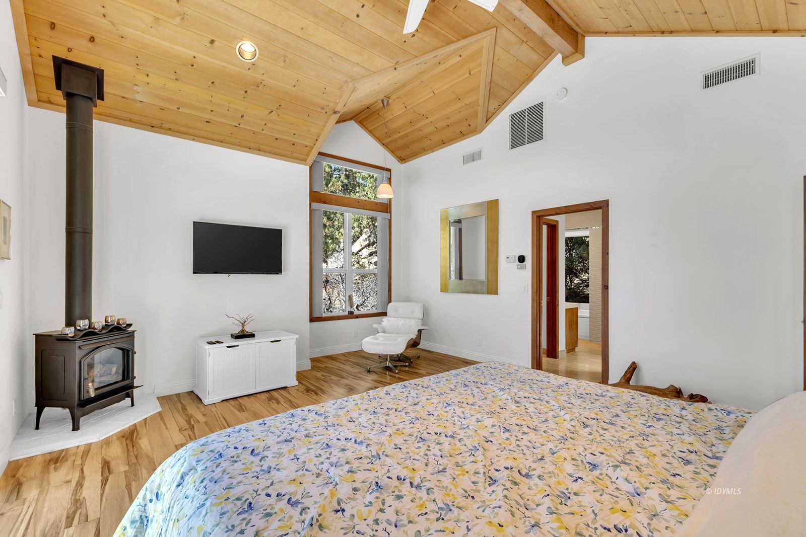 Property Photo 41