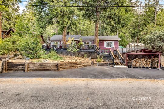 feature listing property photo