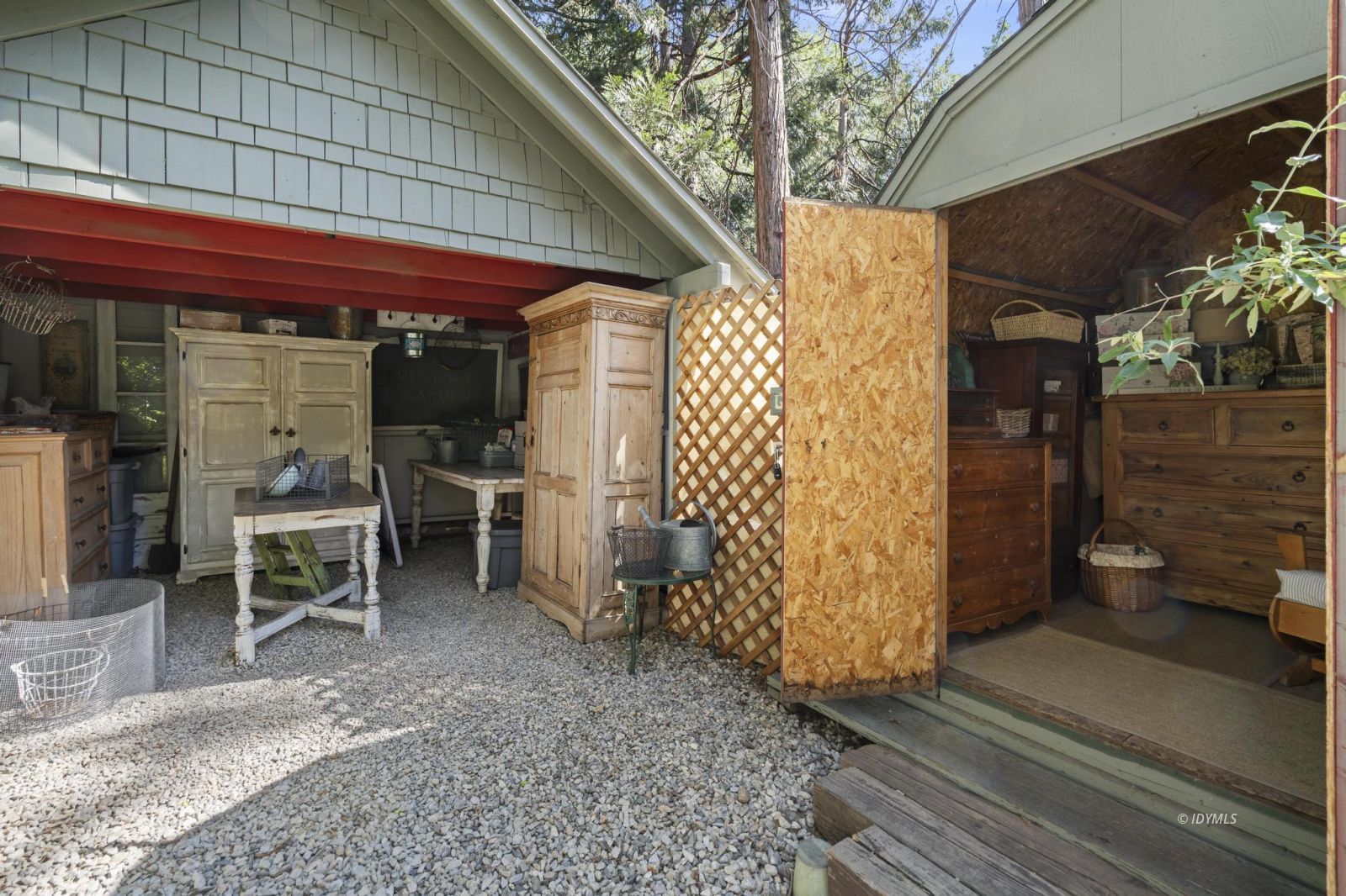 Property Photo 33