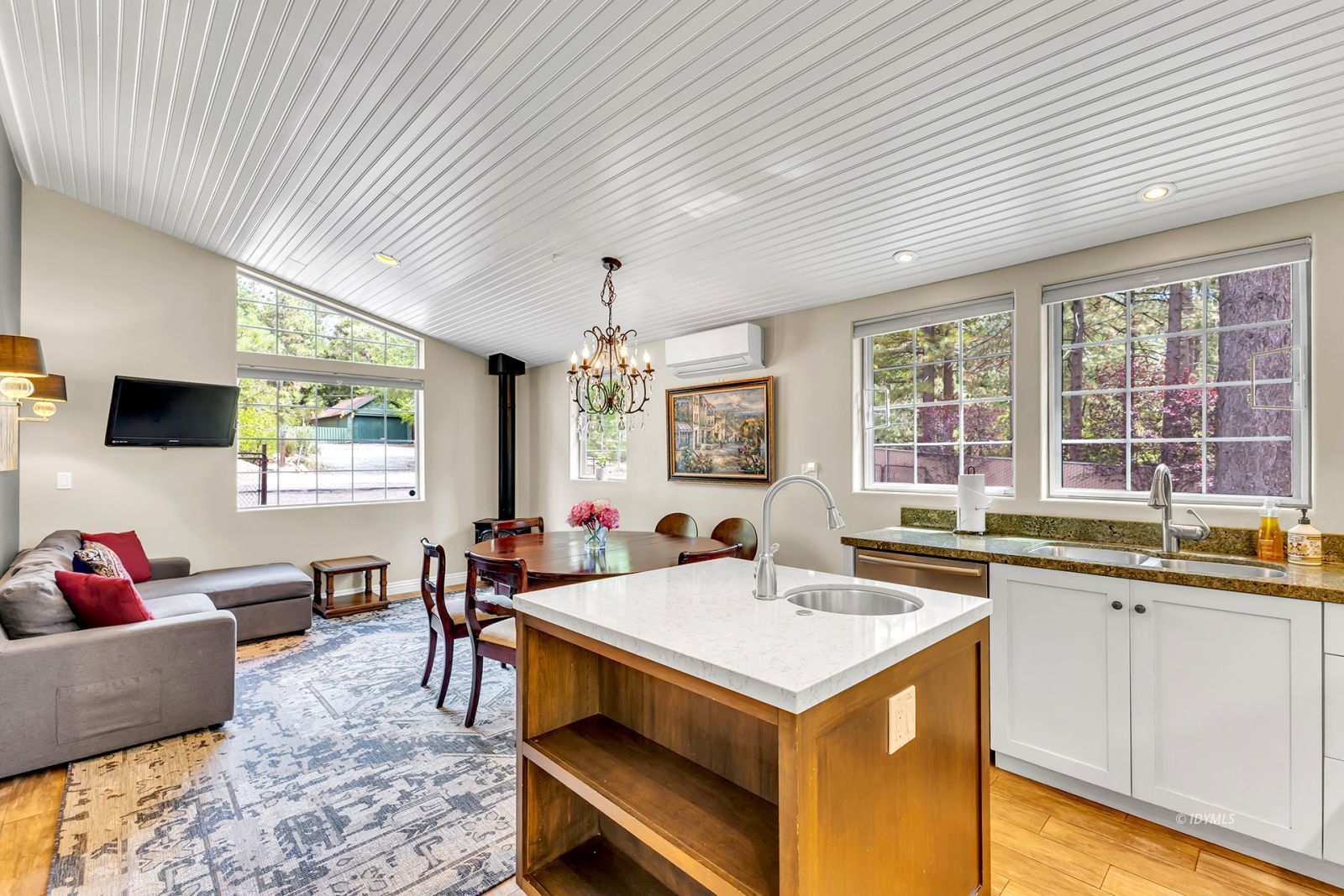 Property Photo 44