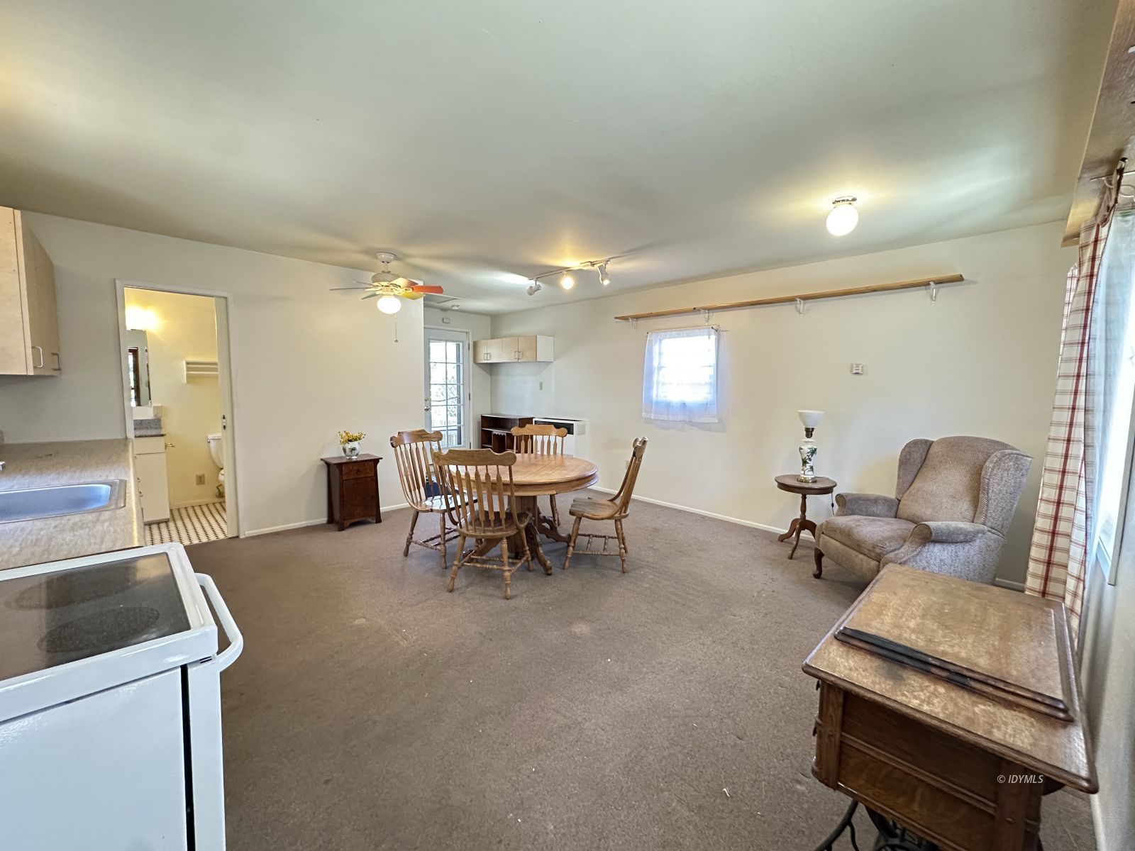 Property Photo 34