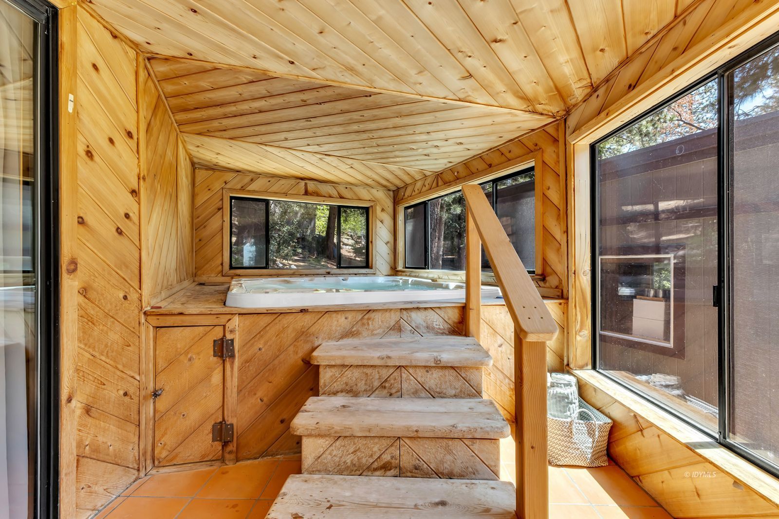 Property Photo 51