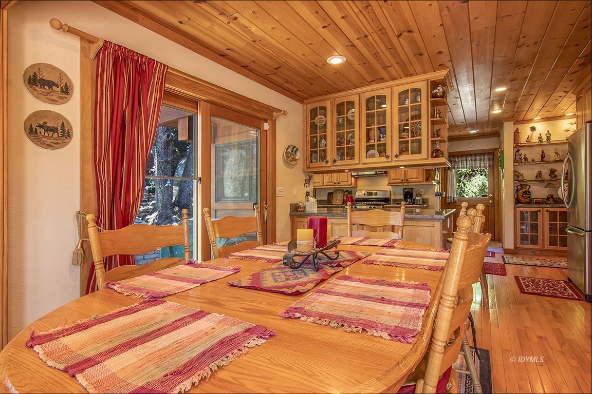 Property Photo 35