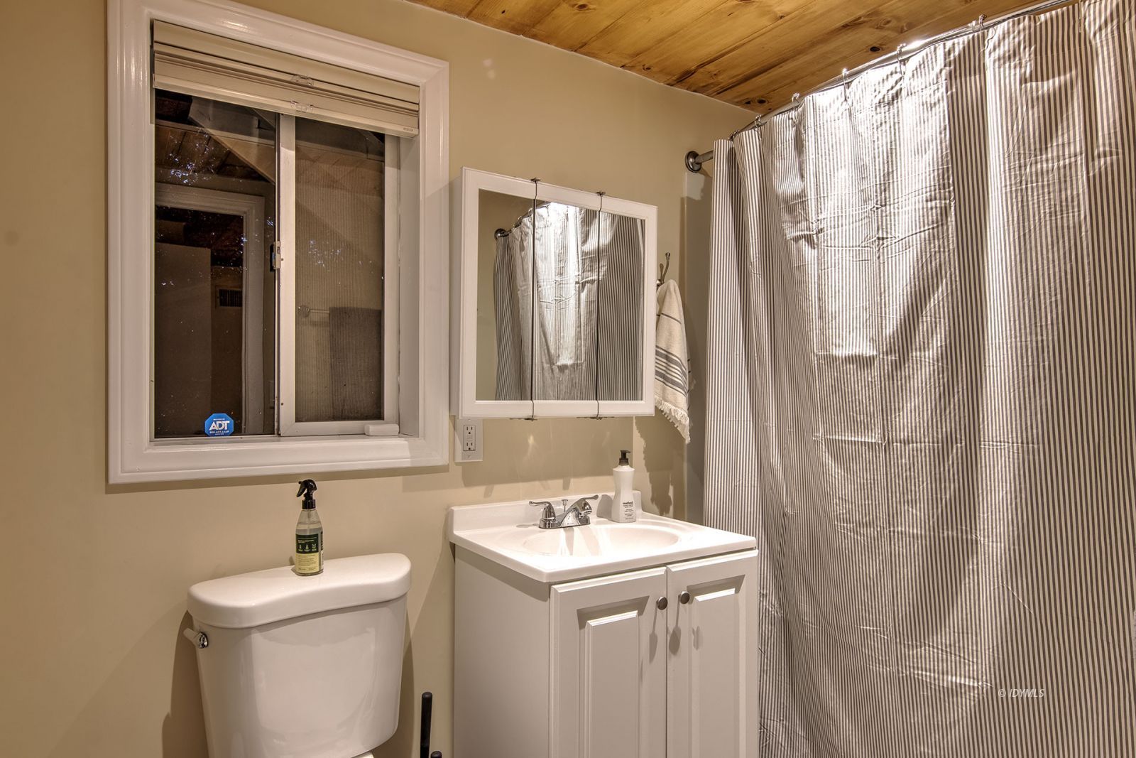 Property Photo 45