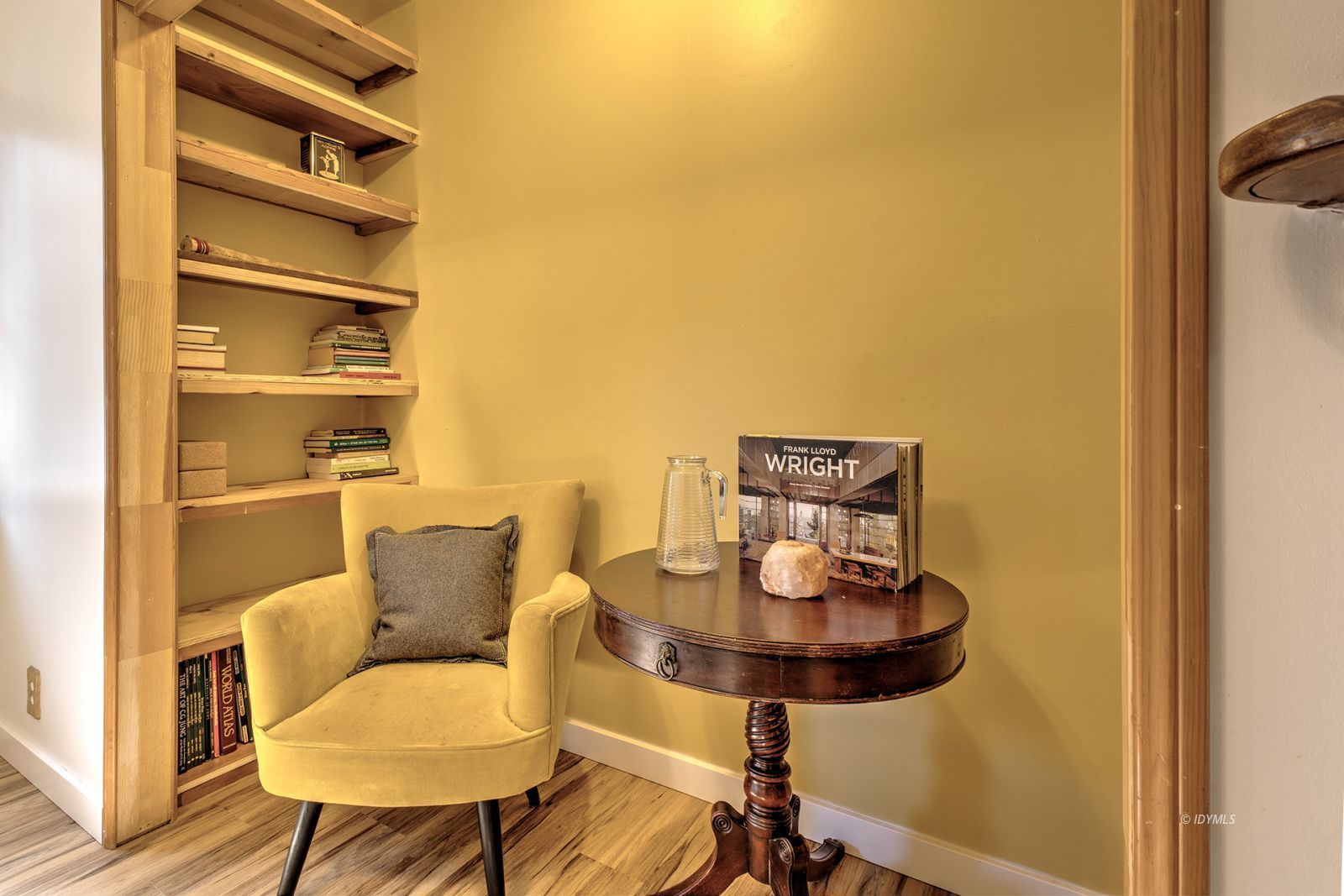 Property Photo 16
