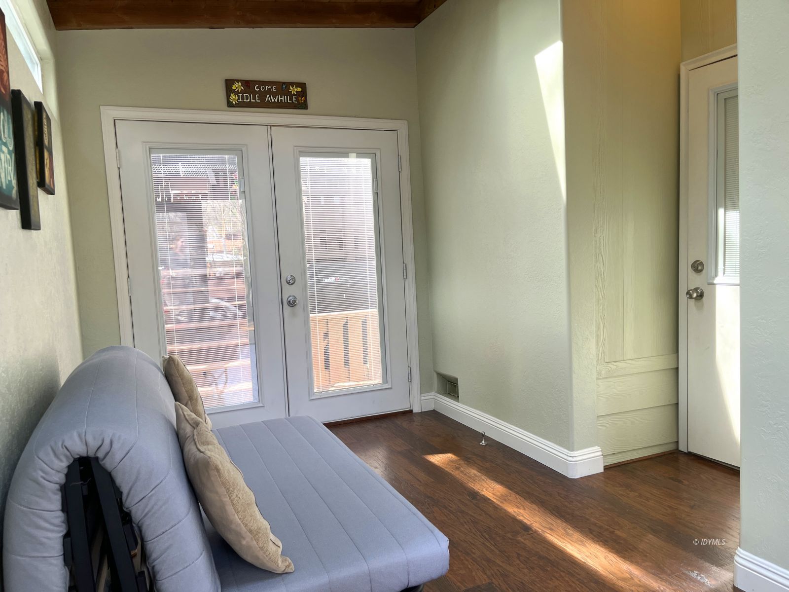 Property Photo 27