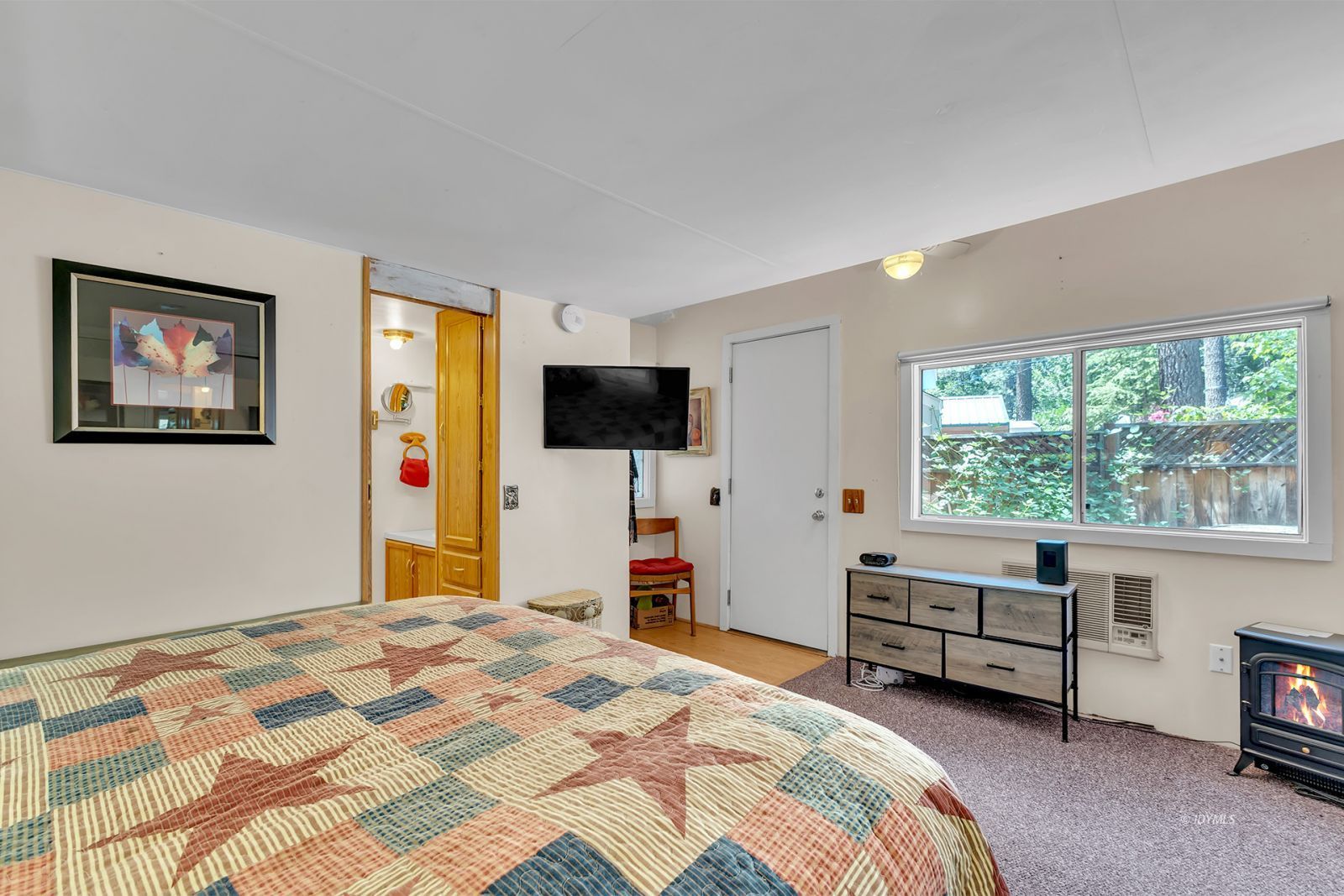 Property Photo 24