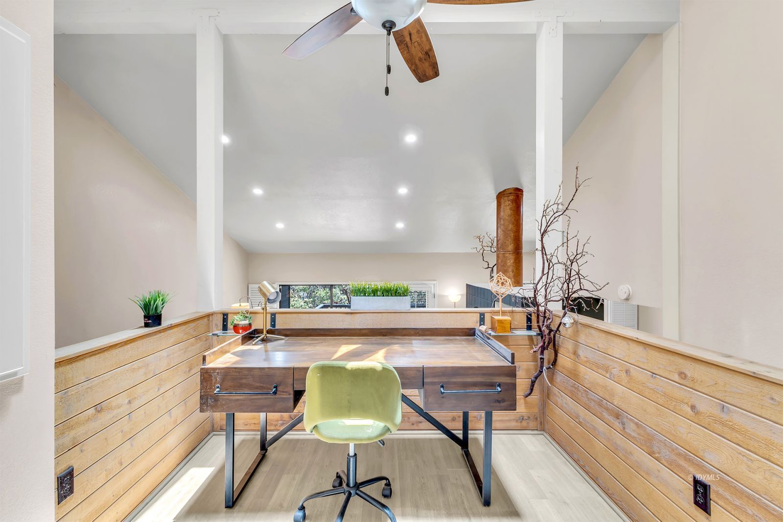Property Photo 46