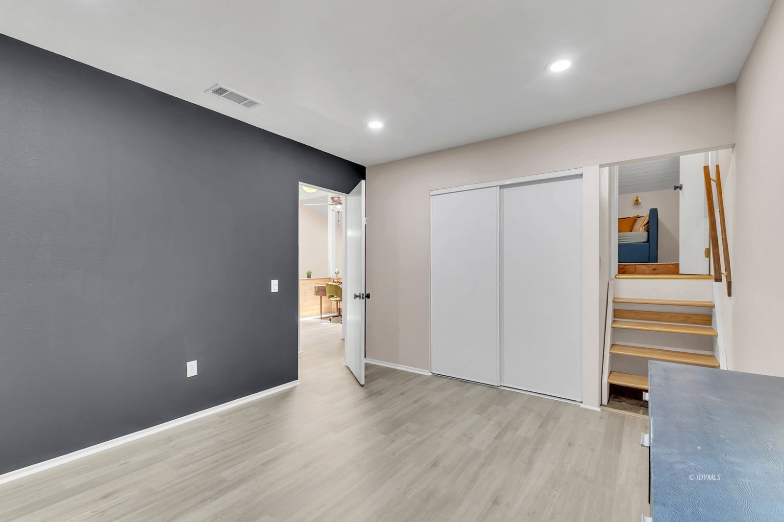 Property Photo 54