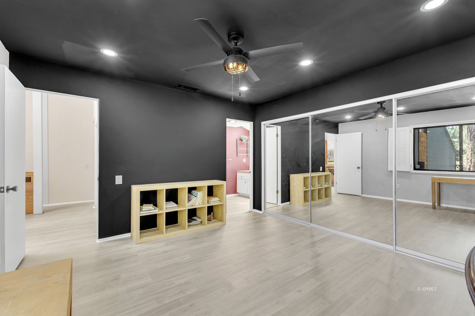 Property Photo 61
