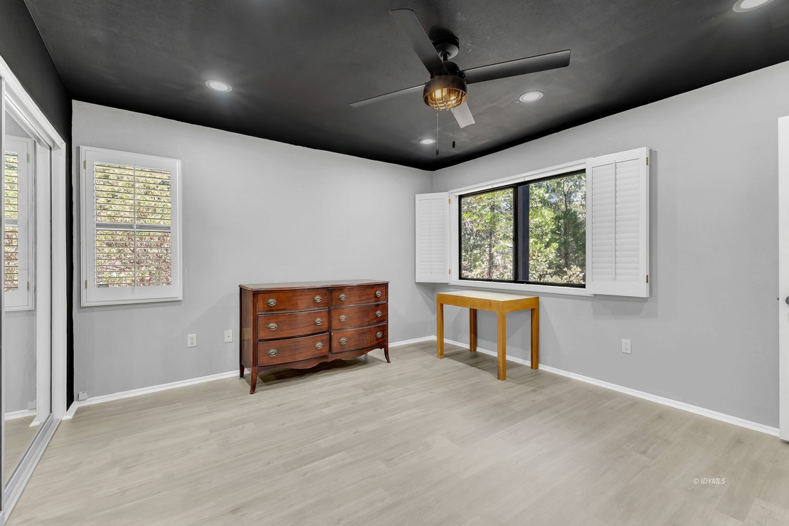 Property Photo 63