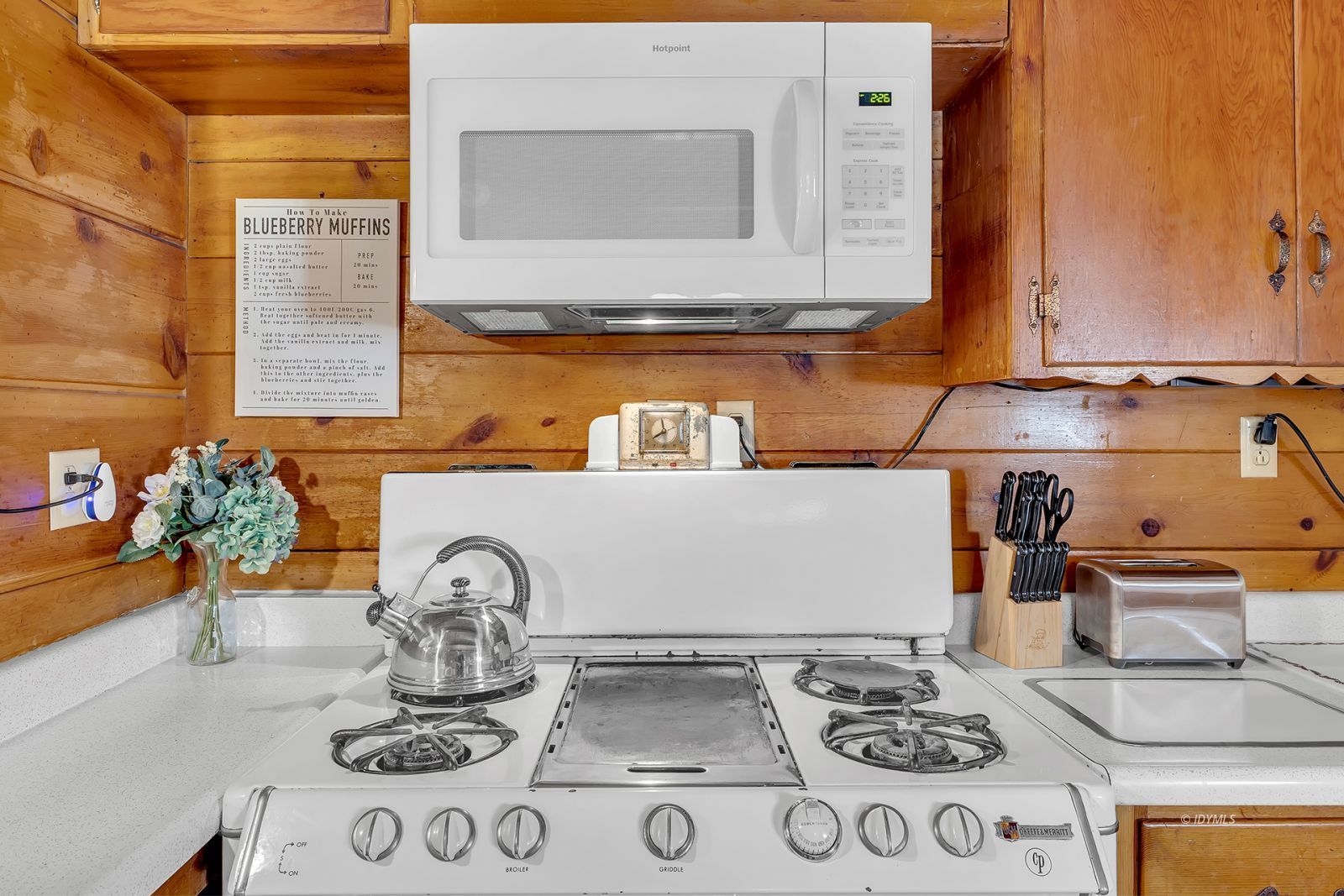Property Photo 23