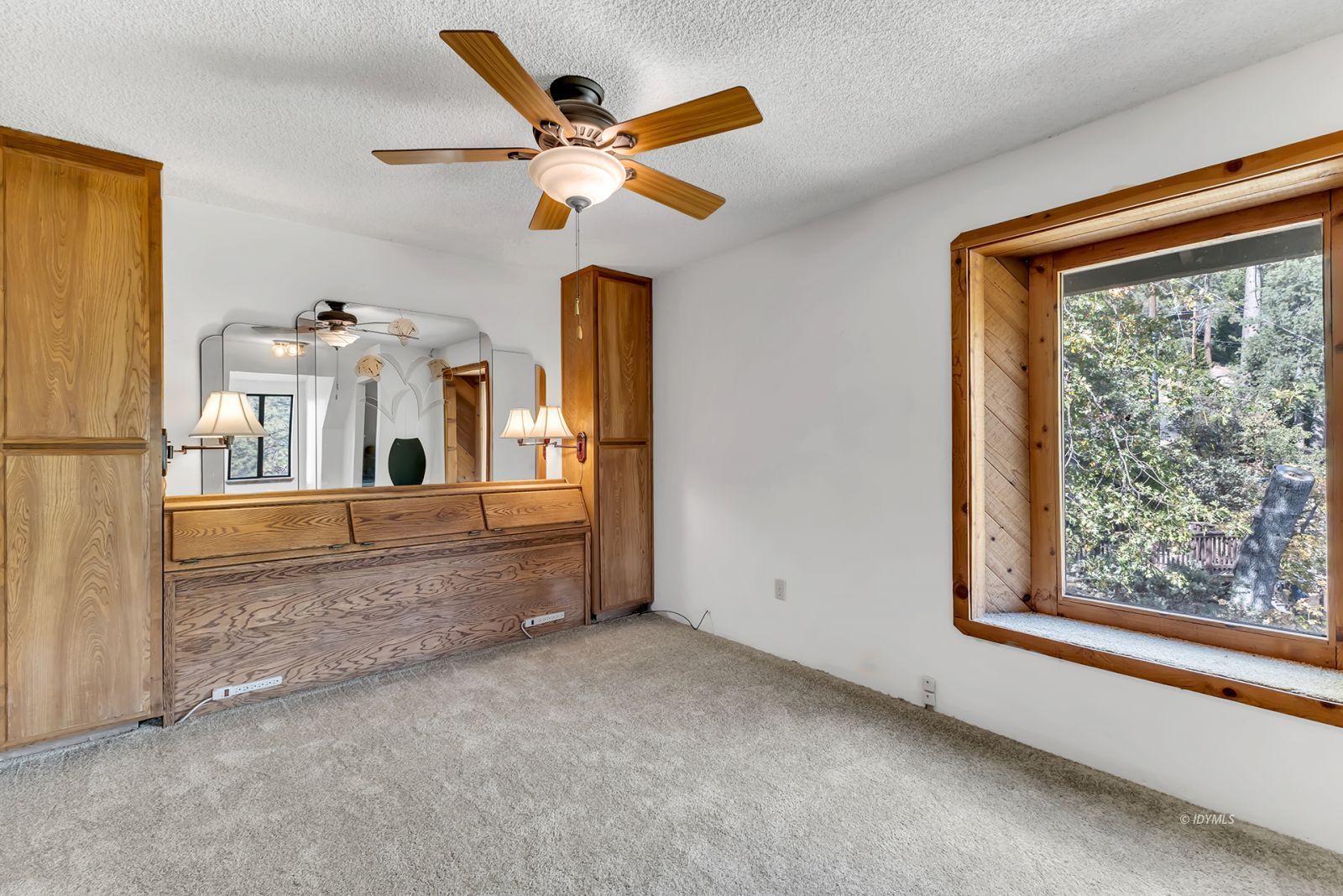 Property Photo 41