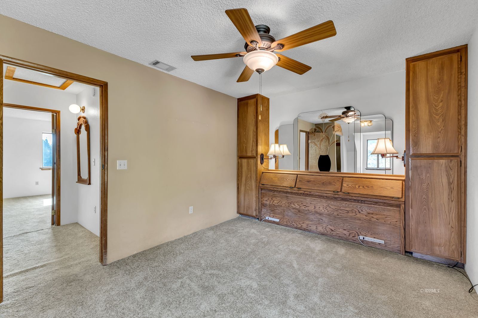 Property Photo 42