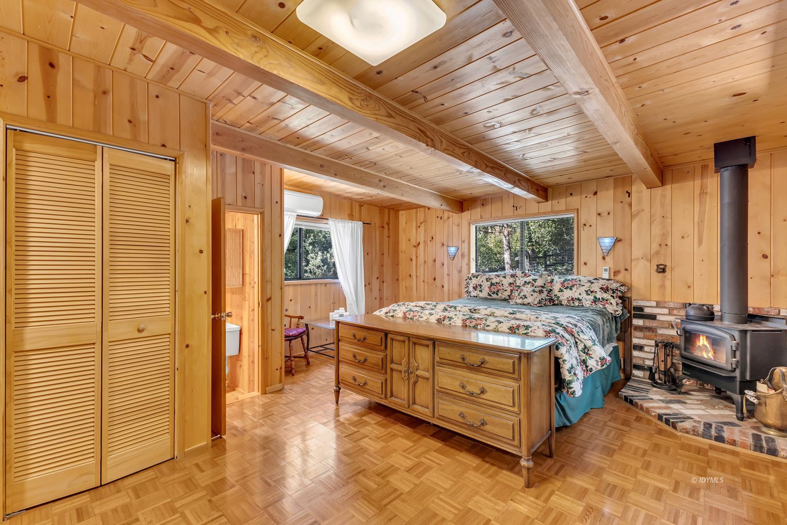Property Photo 23