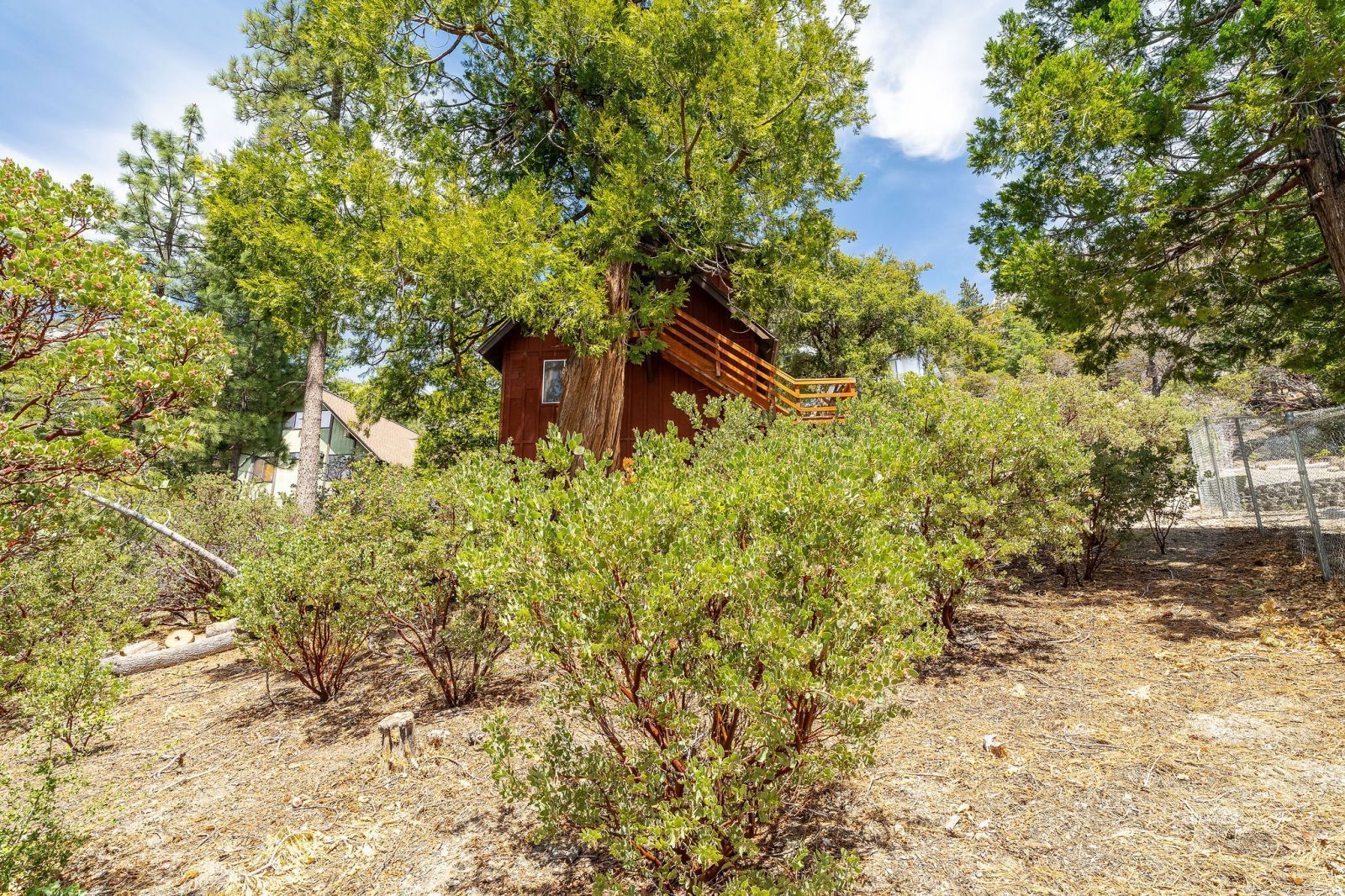 Property Photo 31